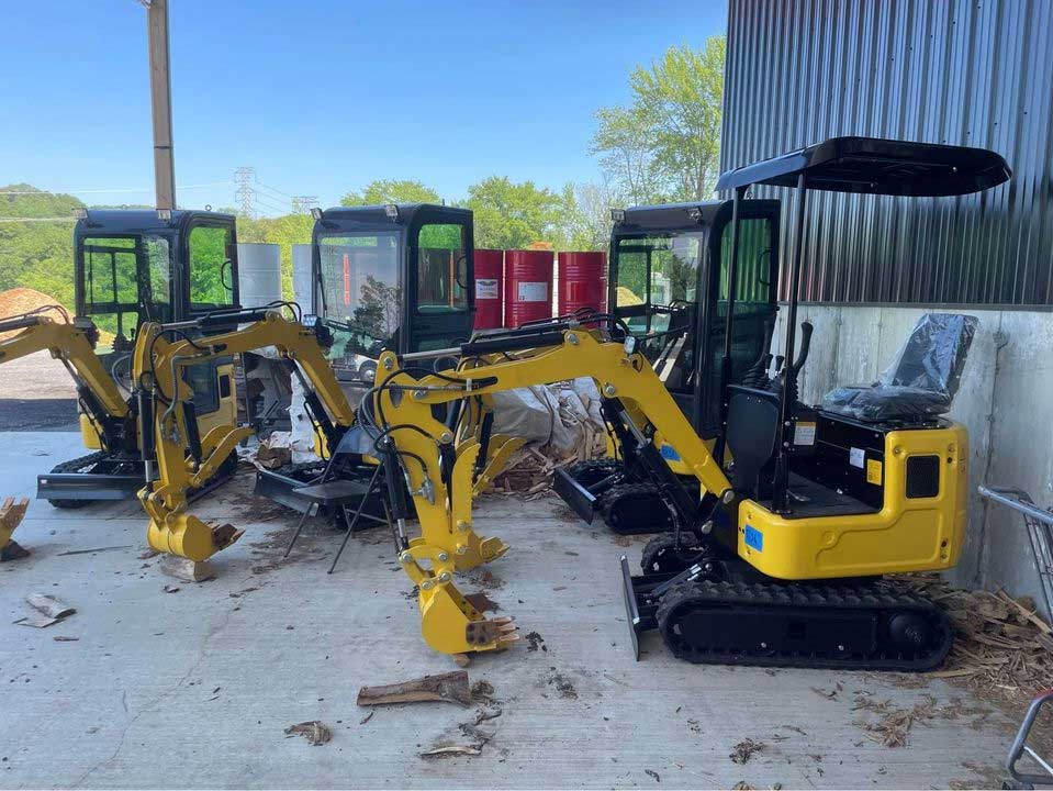 Mini excavator P319